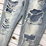 Seven7 💛 Worn & Torn Girlfriend Jeans Light Wash 6 Photo 3
