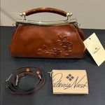 Patricia Nash | Kelmscott Rose Tooled Collection Adjustable Crossbody & Dust Bag Photo 13