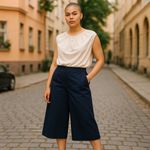 COS  Wide Leg Navy Belted Culottes Cropped Pants Size 2 Photo 1