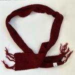 Maroon knitted scarf Photo 1