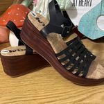 🍾🍾🍾BOGOHO 🍾🍾🍾Korks Brand Black Sandals with Elegant Design Photo 7