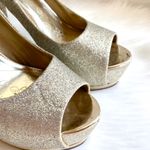 Speed Limit 98 Womens  Gold Open Toe Pumps - Sz 8 Photo 1