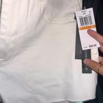 BLANK NYC NWT  DENIM WHITE SHORTS  Photo 1