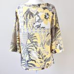 Onque Casuals Yellow Tropical Hibiscus 3/4 Sleeve V Photo 4