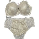 Victoria's Secret  Ivory Lace Dream Angels Lined Demi Set Photo 0