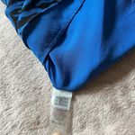 Vince Camuto  Women's Sleeveless‎ Blue Zebra Print Ruffled Blouse Size Large Photo 4