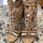 EXPRESS Light tan and silver gladiator style heeled sandals Photo 4