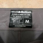 Women's WOD bottom Gray booty Shorts Size M Photo 1