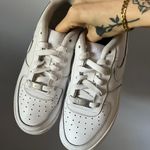 Nike Air Force 1 LE GS ‘Triple White’ Photo 2