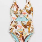 Aerie NWT  Tropical Floral Print One Piece Swimsuit Cut Out Size Medium Photo 3