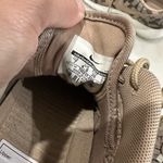 Nike Women’s Roshe One Shoes Photo 6