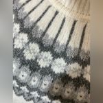 Gap  sweater ❄️NICE one❄️ Photo 3