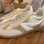 DV by Dolce Vit Dolce Vita Sneakers Photo 0