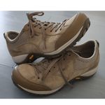 Dansko  Paisley Walnut Waterproof Outdoor Women's Sneaker size 39 Photo 4