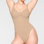 SKIMS NEW Sculpting Thong Bodysuit S Photo 0