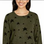 Buffalo Khaki Green Black Star Printed Novelty Print Crewneck Cozy Top NWT Photo 5