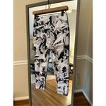 Apana  Floral Capri Leggings Size Small Photo 2