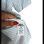 Daily Drills Seersucker Striped Cotton Top Short Sleeve Blue White Size M/L Photo 3