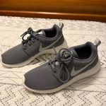 Nike Roshe One Gray Tennis Shoes Photo 2