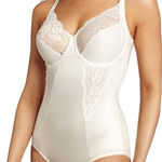 Maidenform  Nude Shapewear Photo 0