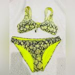 Cabana Del Sol Bikini set size large green neon and black snake print design like new Photo 2