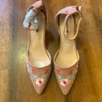 Styleloop NWOT heels women’s 41, 10.5 US light pink/mauve embroidered floral Photo 1