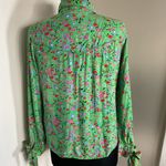 Levi's 31. Levi’s Floral Green Long Sleeve Button Down Blouse Size Small Photo 9