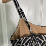 BCBGMAXAZRIA Alese black & white spaghetti strap lace cocktail dress size 2 Photo 6