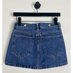 Aritzia  Denim Forum The ‘90s Vintage Micro Denim Skirt in Dark Bleu Eyeshadow Photo 3