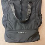 Beyond Yoga  Unisex Convertible‎ Gym Bag Black New Photo 4