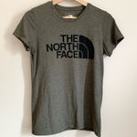 The North Face Green Crew neck Short Sleeves Tee Shirt US Small Photo 0
