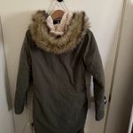 Abercrombie & Fitch Photo 4