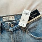 Abercrombie & Fitch Abercrombie Jeans Ultra High-Rise 90s Straight Curve Love Photo 6