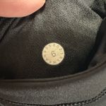 Lululemon On Pace Crop *21" Women's Size 6 Black Leggings Mesh Athleisure Photo 4