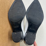 Nine West Wyliis White Leather Chelsea Ankle Boots Boots Size 6M Pointed Toe Photo 9