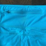 Athleta  Run With It 3.5" Shorts Green XL Photo 5