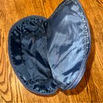 Estée Lauder Gently used once - in excellent condition from smoke free / pet free home Photo 4