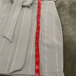 Pretty Little Thing retty Little Thing Grey Pinstripe Tie Waist Mini Skirt size 6 Photo 4
