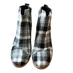 Toms NEW Women's Clare Grey Plaid Wedge Boot Size 8.5 #B1449A Photo 1