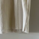 White Knit Tee Shirt Photo 3