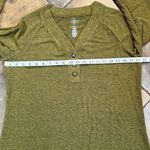 st. john's bay St. John’s Bay Henley V-neck Green Long Sleeve Top Large Photo 6