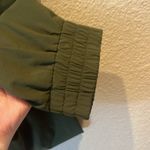 Aritzia TNA Women’s XXS Khaki Green Joggers Photo 5