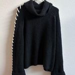 525 Vida Boucle Whip Stitch Pullover NWT Size Large In Black Photo 0