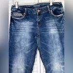 Maurice's  Womens Size 9/10 Regular Midrise bootcut stretch blue jeans embroidered Photo 2