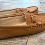 Minnetonka  Moccasin Shoes size 10 Womens Leather Slip On Faux Fur Lining 40564 Photo 0