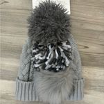 Pick Your Pom Beni NWT Photo 3