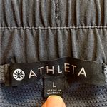 Athleta EUC Excursion Skort Black Heather
Size Large Photo 4
