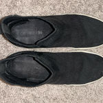 Black slip on shoes Size 9 Photo 0
