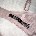 Victoria's Secret Victoria’s Secret Lined Plunge Bra! Photo 5