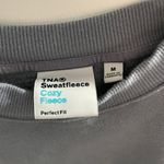 Aritzia TNA  Crewneck Photo 2